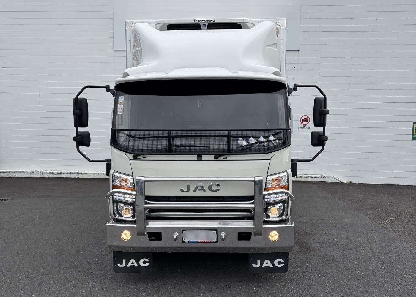 Refrigerator-Chiller-Truck-Bodies-Dreambooster-nz